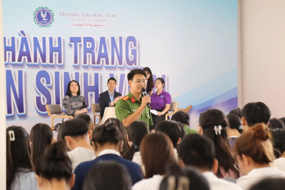 Các trường đại học liên tiếp cảnh báo bị kẻ gian giả mạo để lừa tân sinh viên
