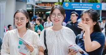 Các trường kinh tế ở Hà Nội đồng loạt tăng học phí năm 2026