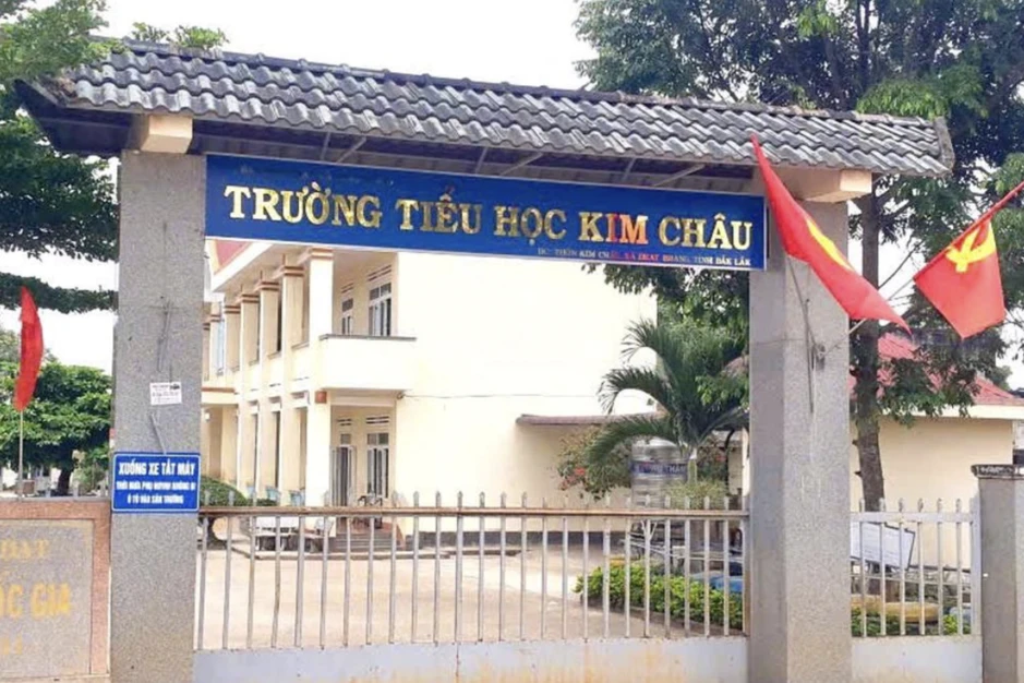 Cách chức hiệu trưởng vì chỉ đạo giả mạo chữ ký phụ huynh để trục lợi Cách chức hiệu trưởng vì chỉ đạo giả mạo chữ ký phụ huynh để trục lợi