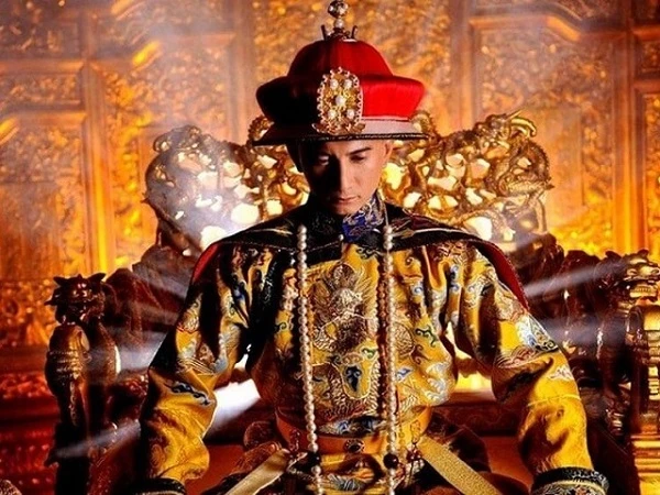 Cách dạy con 'kỷ luật thép' của vua Khang Hy: Học từ 3 giờ sáng, gần như không nghỉ Cách dạy con 'kỷ luật thép' của vua Khang Hy: Học từ 3 giờ sáng, gần như không nghỉ