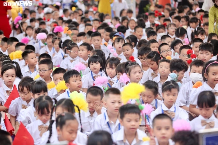 Cách giúp trẻ tránh 'sốc tâm lý' khi đi học sau Tết