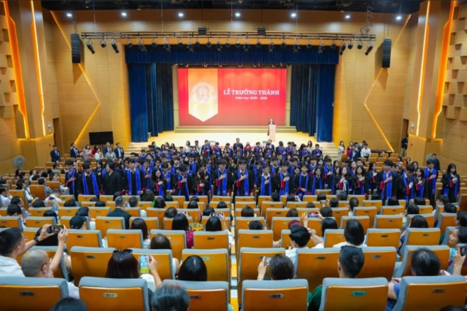 Cách THPT Ngôi Sao Hoàng Mai nhận nhiều học bổng du học hàng đầu Cách THPT Ngôi Sao Hoàng Mai nhận nhiều học bổng du học hàng đầu