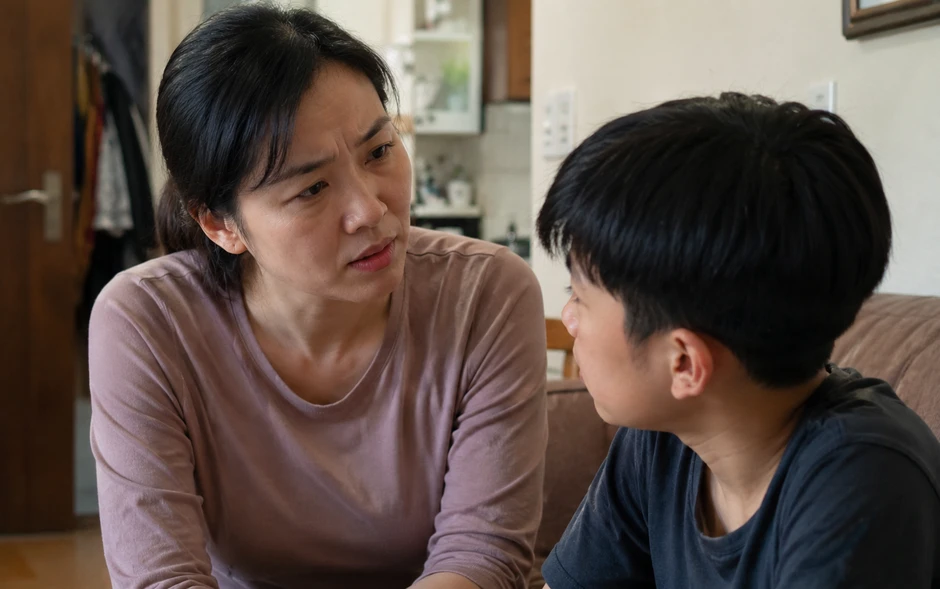 Cảnh báo từ khoa học não bộ: 3 câu nói của cha mẹ đang âm thầm "đóng lại" não trẻ, sau 12 tuổi rất khó thay đổi Cảnh báo từ khoa học não bộ: 3 câu nói của cha mẹ đang âm thầm "đóng lại" não trẻ, sau 12 tuổi rất khó thay đổi