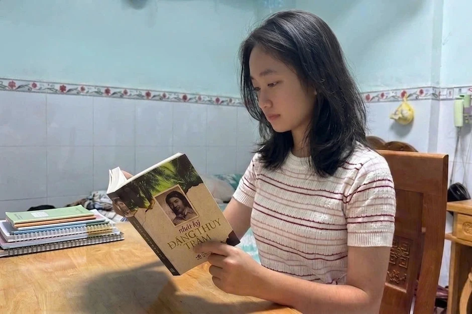 Cất lên tiếng lòng yêu TPHCM qua Cuộc thi “50 năm Thành phố trong tôi" Cất lên tiếng lòng yêu TPHCM qua Cuộc thi “50 năm Thành phố trong tôi"