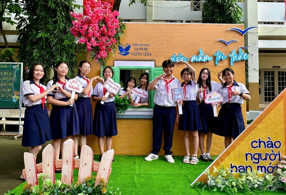 Cất lên tiếng lòng yêu TPHCM qua Cuộc thi “50 năm Thành phố trong tôi" Cất lên tiếng lòng yêu TPHCM qua Cuộc thi “50 năm Thành phố trong tôi"