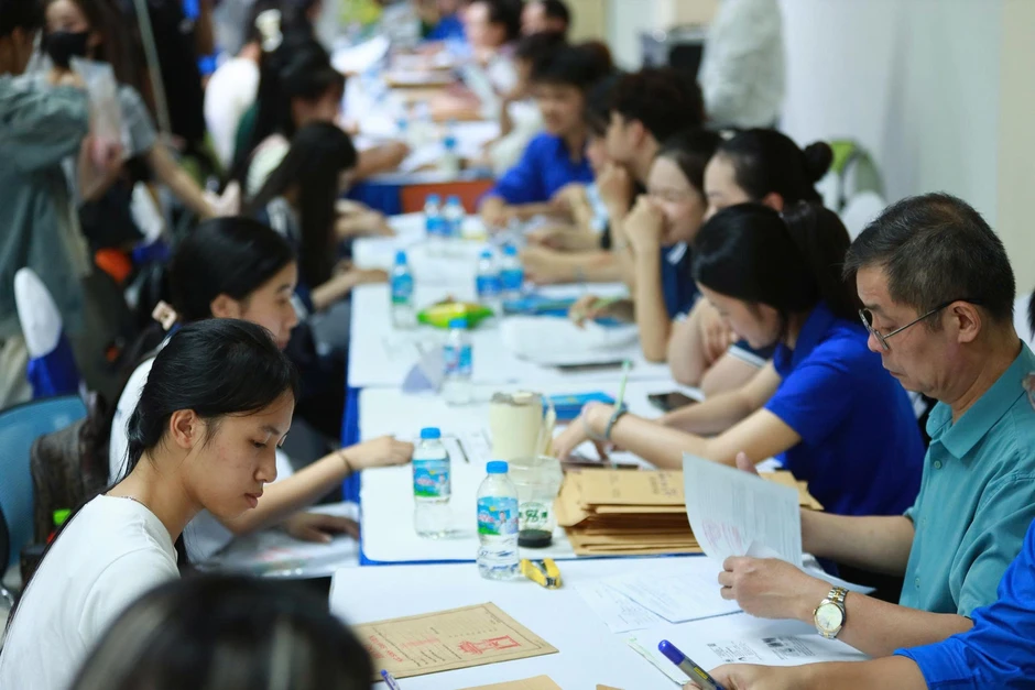 Chấm dứt đào tạo sư phạm ngoài trường sư phạm Chấm dứt đào tạo sư phạm ngoài trường sư phạm