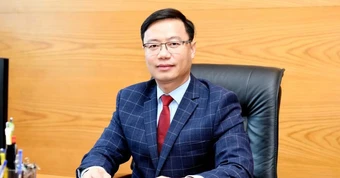 Chân dung tân Giám đốc ĐH Kinh tế Quốc dân: "Người nhà" với hơn 30 năm gắn bó cùng "Stanford Việt Nam"