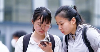 Chỉ hơn 60% học sinh Hà Nội vào lớp 10 công lập, căng thẳng là do thiếu trường