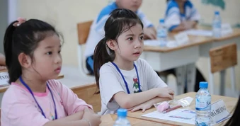 Chi tiết học phí các trường chất lượng cao ở Hà Nội, bất ngờ mức giảm