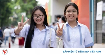Chiều nay (25/6), học sinh Hà Nội bắt đầu xác nhận nhập học lớp 10