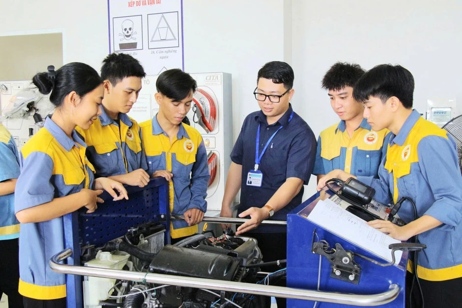 Chính phủ ban hành tiêu chí xác định trường nghề đặc thù để sắp xếp, tổ chức lại Chính phủ ban hành tiêu chí xác định trường nghề đặc thù để sắp xếp, tổ chức lại