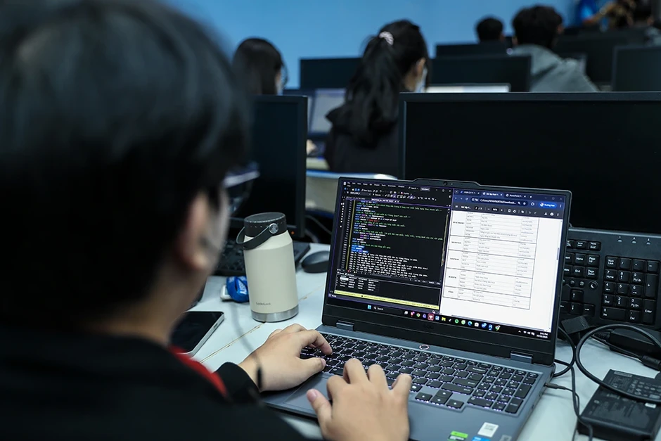 Chọn ngành học thời bùng nổ AI: Cách quốc tế giúp sinh viên thích nghi