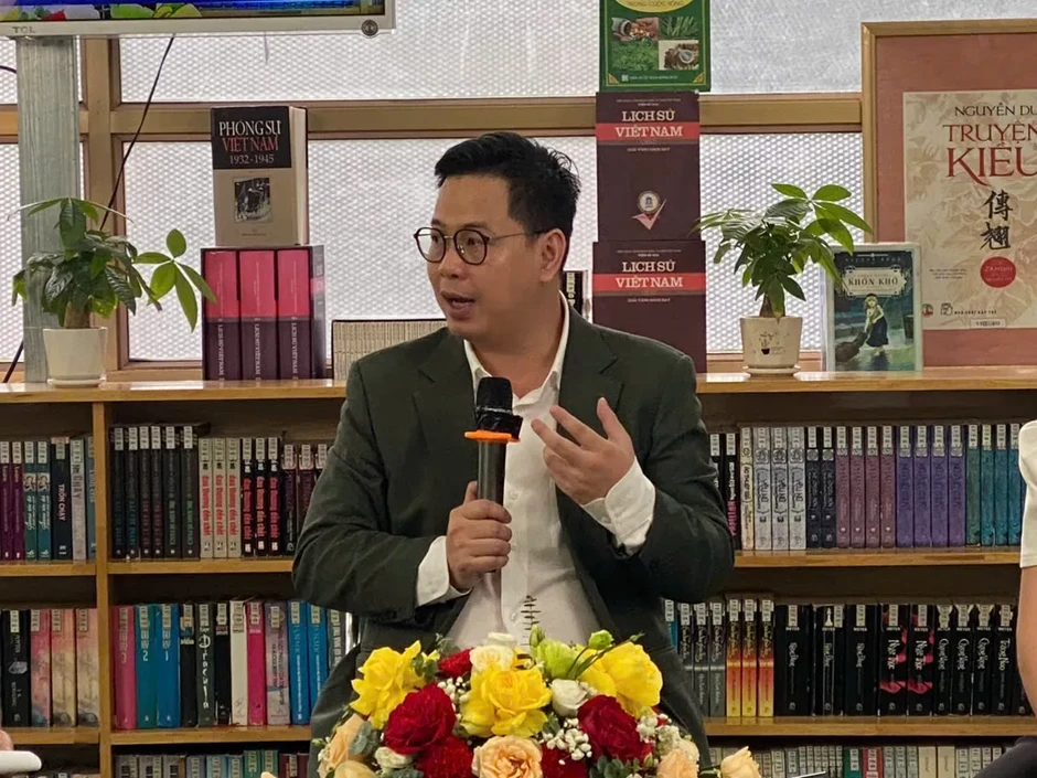 Chọn trường THPT theo tiêu chí nào để học sinh thích, phụ huynh hài lòng? Chọn trường THPT theo tiêu chí nào để học sinh thích, phụ huynh hài lòng?