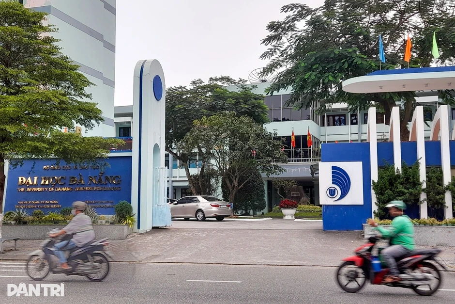 Chủ tịch Đà Nẵng chia sẻ về thông tin “dời đô thị đại học” Chủ tịch Đà Nẵng chia sẻ về thông tin “dời đô thị đại học”