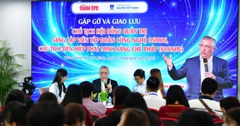 Chủ tịch Liên hiệp phát minh sáng chế Pháp giao lưu với sinh viên học tại báo Tuổi Trẻ