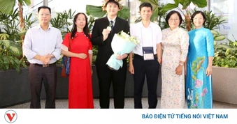 Chủ tịch tỉnh Bắc Ninh khen thưởng lớn cho 5 học sinh đoạt huy chương quốc tế