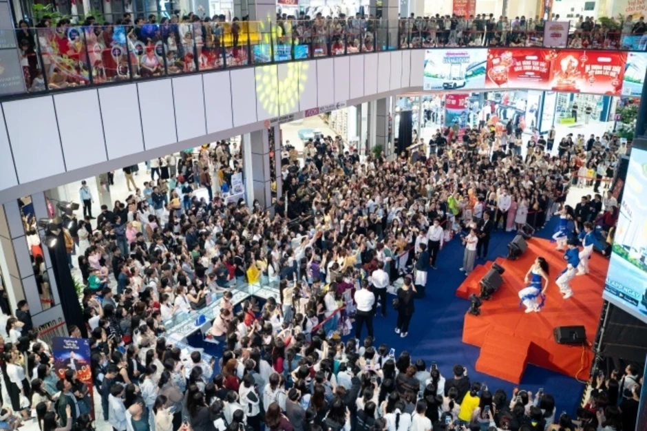 Chương trình xuân của PNJ hút hàng nghìn khách tham quan Chương trình xuân của PNJ hút hàng nghìn khách tham quan