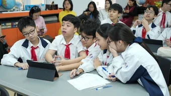 Chuyển đổi số tại cơ sở giáo dục