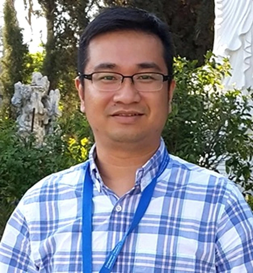 Chuyên gia NASA và nhà khoa học ung thư Mỹ làm giáo sư thỉnh giảng Đại học Quốc gia TP.HCM Chuyên gia NASA và nhà khoa học ung thư Mỹ làm giáo sư thỉnh giảng Đại học Quốc gia TP.HCM
