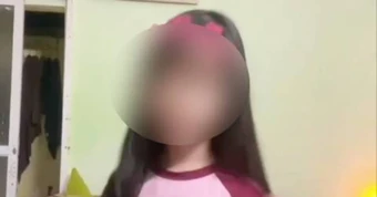 Clip bé gái tưởng bình thường nhưng khiến cư dân mạng Việt hốt hoảng: Gửi ngay cho cha mẹ cảnh báo!