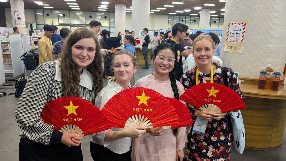 Cô gái khiếm thị trúng tuyển thạc sĩ Đại học Harvard, Oxford, Stanford Cô gái khiếm thị trúng tuyển thạc sĩ Đại học Harvard, Oxford, Stanford