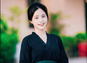 Cô giáo 24 tuổi người Ơ Đu ứng cử Đại biểu Quốc hội