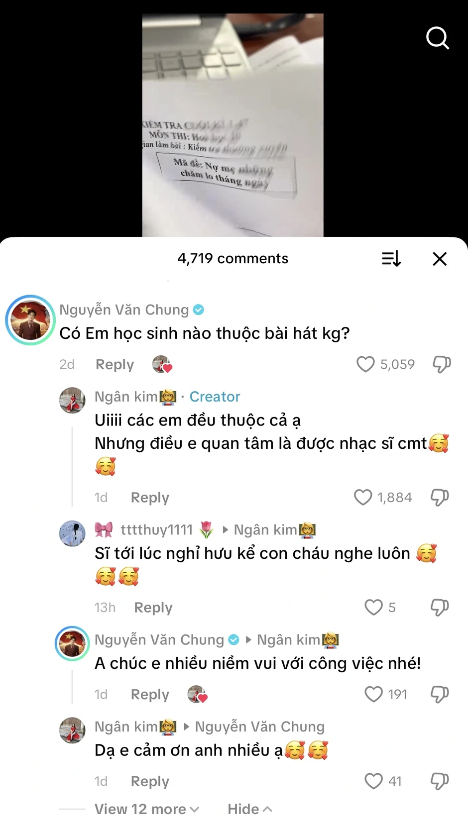Cô giáo đặt mã đề thi độc lạ khiến cả lớp "khóc vì nhớ mẹ" Cô giáo đặt mã đề thi độc lạ khiến cả lớp "khóc vì nhớ mẹ"