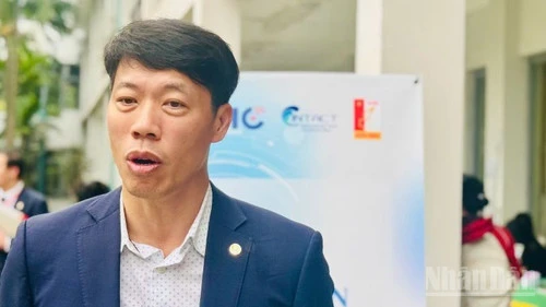 Cơ hội học bổng khối ngành bán dẫn, công nghệ cao, STEM và tài chính cho sinh viên Việt Nam Cơ hội học bổng khối ngành bán dẫn, công nghệ cao, STEM và tài chính cho sinh viên Việt Nam