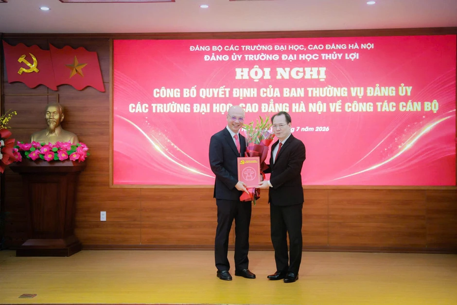 Công bố Quyết định chuẩn y Bí thư, Phó Bí thư Đảng ủy Trường đại học Thủy lợi Công bố Quyết định chuẩn y Bí thư, Phó Bí thư Đảng ủy Trường đại học Thủy lợi