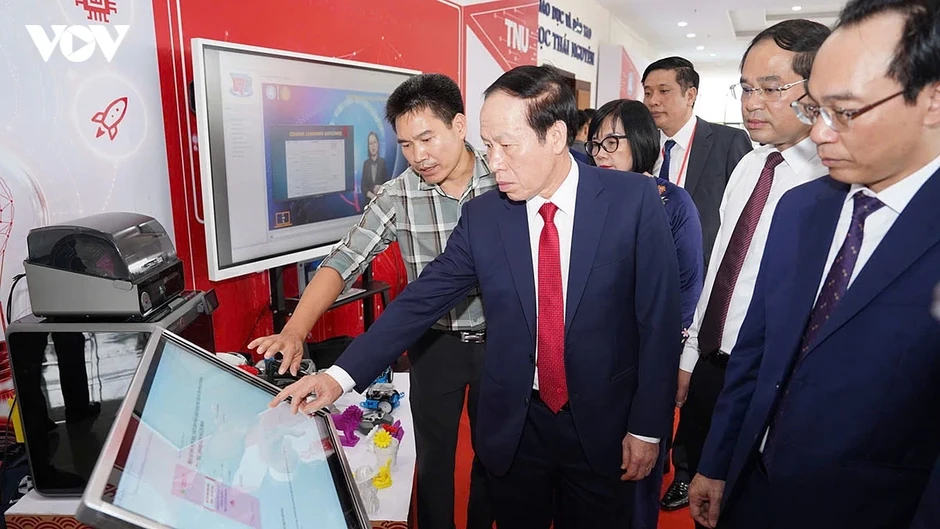 Công bố sáp nhập Trường Cao đẳng Luật miền Bắc vào Đại học Thái Nguyên Công bố sáp nhập Trường Cao đẳng Luật miền Bắc vào Đại học Thái Nguyên