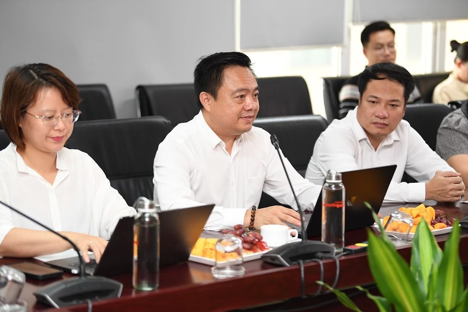 Công ty CP Tiền Phong làm việc với Đại học Từ Tế (Đài Loan, Trung Quốc)