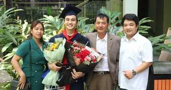 Cựu thủ khoa Kiến trúc từng suýt cạch mặt gia đình vì theo đuổi hội họa