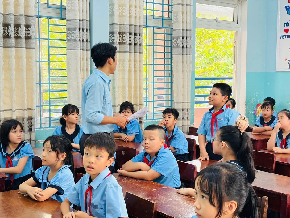 Đà Nẵng giảm hơn 500 cơ sở giáo dục công lập sau sắp xếp Đà Nẵng giảm hơn 500 cơ sở giáo dục công lập sau sắp xếp