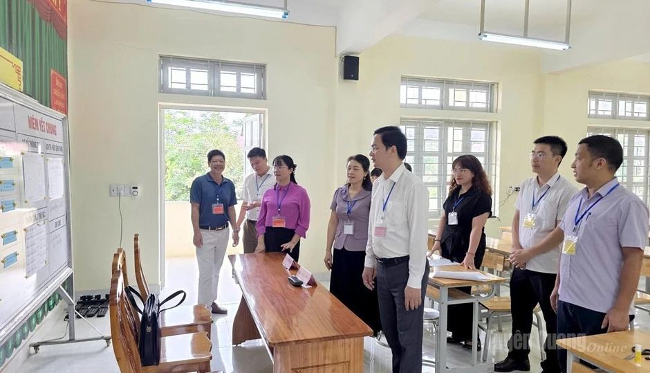 Dải điểm toán "siêu khủng" ở Tuyên Quang: Công an vào cuộc điều tra Dải điểm toán "siêu khủng" ở Tuyên Quang: Công an vào cuộc điều tra