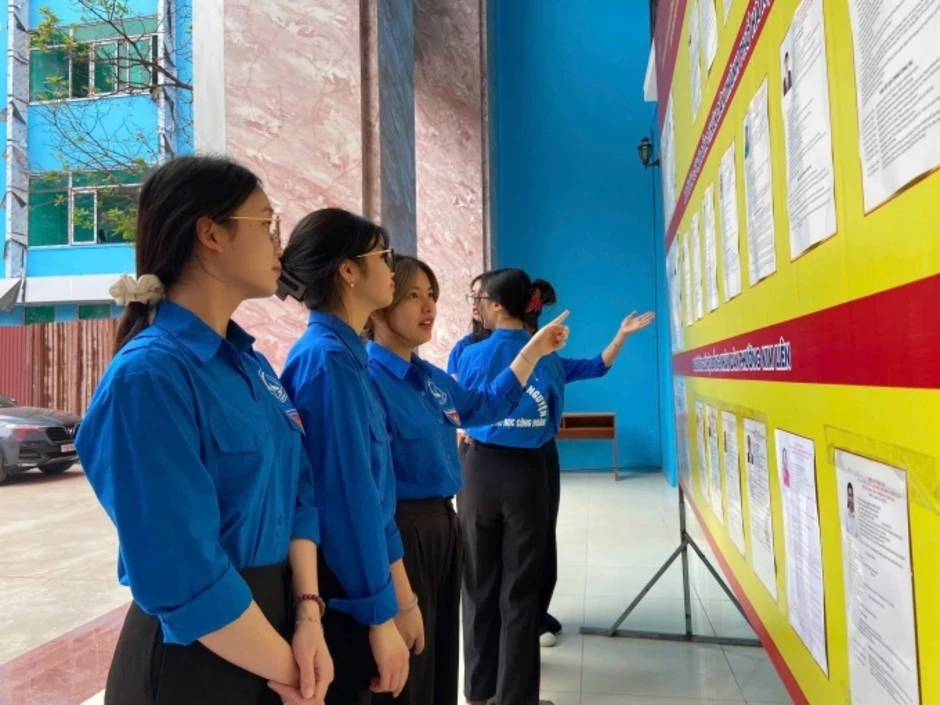 Đại học Công đoàn mở ngành Trí tuệ nhân tạo, quy đổi IELTS từ 5.0 Đại học Công đoàn mở ngành Trí tuệ nhân tạo, quy đổi IELTS từ 5.0