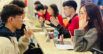 Đại học Kinh tế Quốc dân công bố điểm sàn và bảng quy đổi