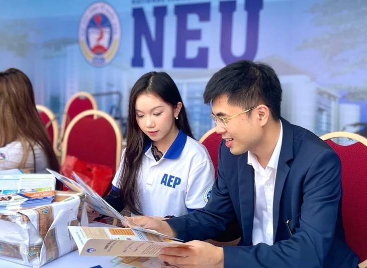 Đại học Kinh tế quốc dân mở 15 ngành mới, quy đổi IELTS từ 5.5 Đại học Kinh tế quốc dân mở 15 ngành mới, quy đổi IELTS từ 5.5