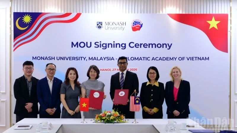 Đại học Monash tài trợ học bổng cho sinh viên hoàn cảnh khó khăn Đại học Monash tài trợ học bổng cho sinh viên hoàn cảnh khó khăn