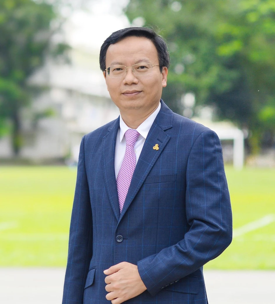 Đại học Quốc gia TPHCM bổ nhiệm 5 hiệu trưởng đại học Đại học Quốc gia TPHCM bổ nhiệm 5 hiệu trưởng đại học