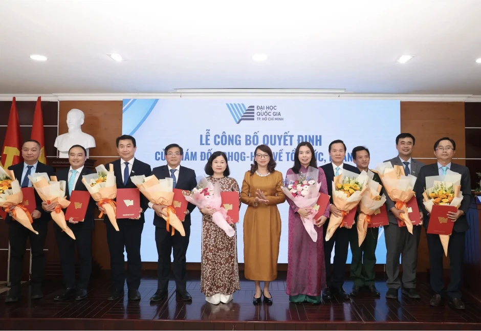Đại học Quốc gia TPHCM thành lập 2 tổ chức, bổ nhiệm loạt cán bộ quản lý Đại học Quốc gia TPHCM thành lập 2 tổ chức, bổ nhiệm loạt cán bộ quản lý