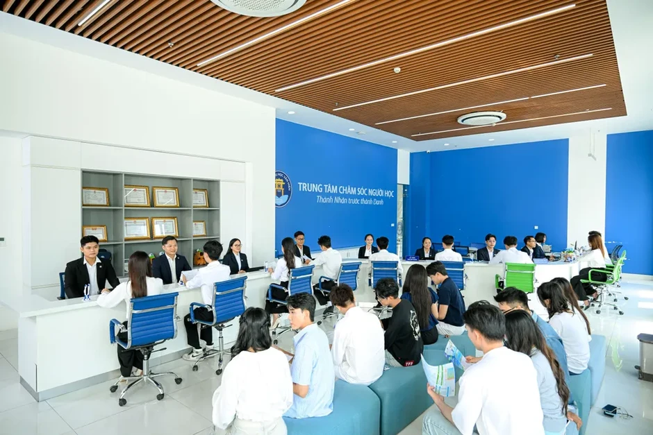Đại học Văn Hiến triển khai nhiều chính sách học bổng, hỗ trợ học phí cho thí sinh 2K8 Đại học Văn Hiến triển khai nhiều chính sách học bổng, hỗ trợ học phí cho thí sinh 2K8