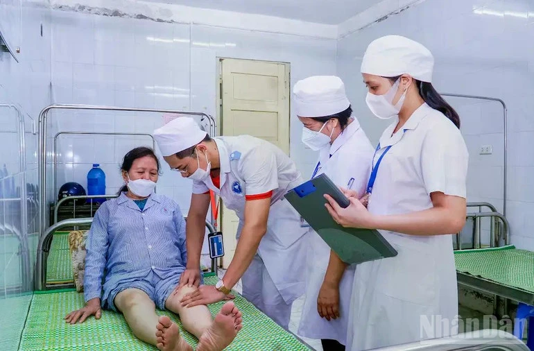 Đại học Y Dược Thái Bình công bố số lượng tuyển sinh, phương thức và tổ hợp xét tuyển năm 2026 Đại học Y Dược Thái Bình công bố số lượng tuyển sinh, phương thức và tổ hợp xét tuyển năm 2026