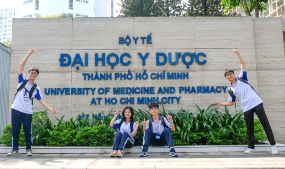 Đại học Y Dược TP HCM bỏ xét kết hợp chứng chỉ IELTS, SAT Đại học Y Dược TP HCM bỏ xét kết hợp chứng chỉ IELTS, SAT
