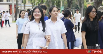 Đăng ký lớp 10 Hà Nội: Trường tốp dưới bất ngờ “đông nghịt” hồ sơ