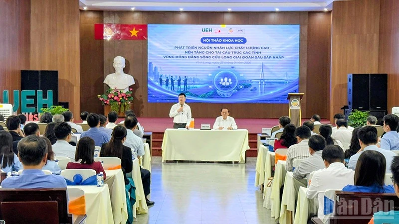 Đào tạo và phát triển nguồn nhân lực cao vùng Đồng bằng sông Cửu Long Đào tạo và phát triển nguồn nhân lực cao vùng Đồng bằng sông Cửu Long
