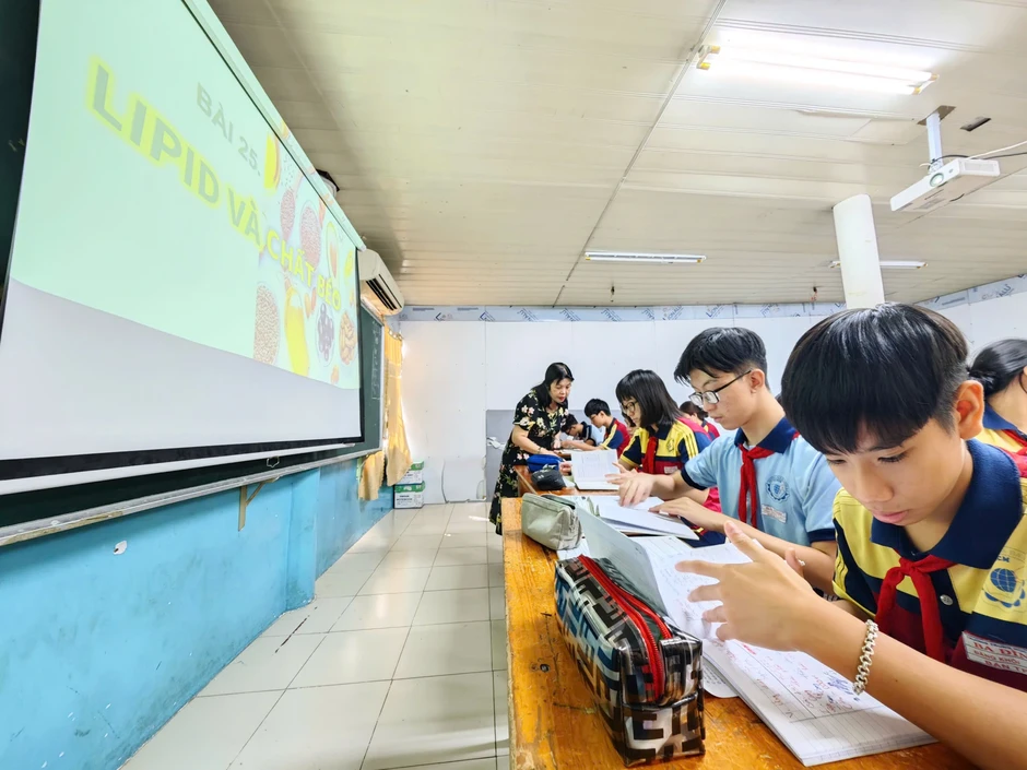 Dạy thêm, học thêm trong thời đại AI Dạy thêm, học thêm trong thời đại AI