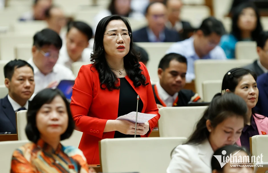 Đề nghị cấm trường công lập xếp môn học liên kết xen kẽ giờ học chính khóa Đề nghị cấm trường công lập xếp môn học liên kết xen kẽ giờ học chính khóa