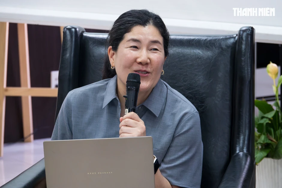 Để sách tranh 'sống' trong tuổi thơ chứ không chỉ là vật trang trí đóng bụi Để sách tranh 'sống' trong tuổi thơ chứ không chỉ là vật trang trí đóng bụi