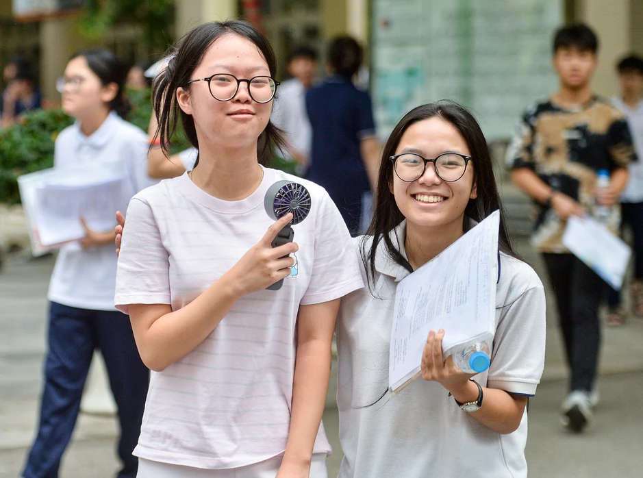 Đề thi ngữ văn vào lớp 10 'kích hoạt tư duy phản biện' của thí sinh Đề thi ngữ văn vào lớp 10 'kích hoạt tư duy phản biện' của thí sinh
