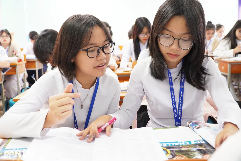Đề thi tiếng Anh tốt nghiệp đổi trọng tâm, thí sinh cần dồn sức tăng vốn từ Đề thi tiếng Anh tốt nghiệp đổi trọng tâm, thí sinh cần dồn sức tăng vốn từ